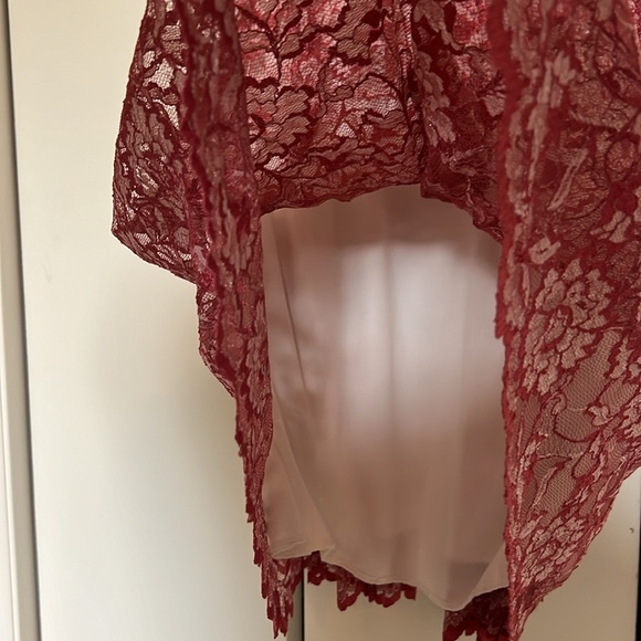 Pink lace dress - Picture 5 of 9